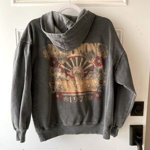 Billabong Stone Washed Hoodie, size Small
